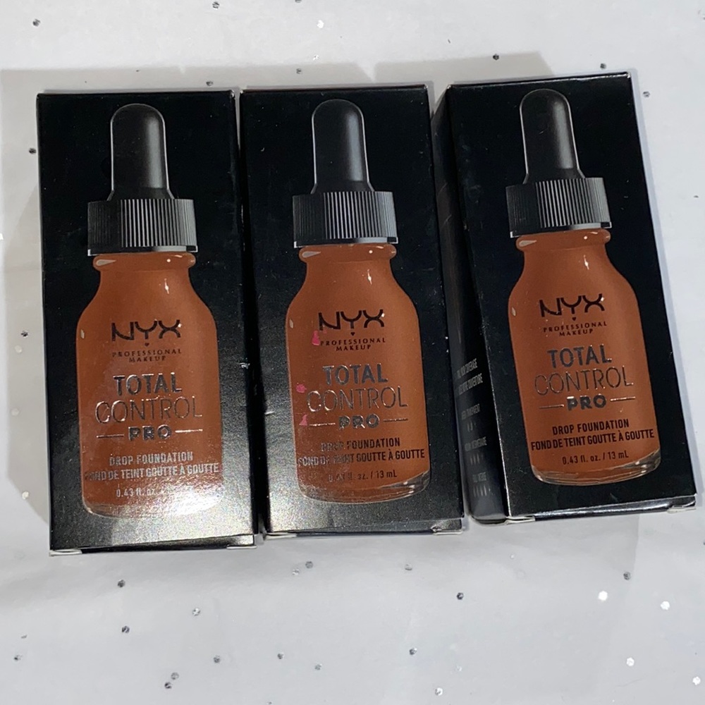 3 NYX Professional Makeup Total Control Pro Drop Foundation TCPDF19 Mocha